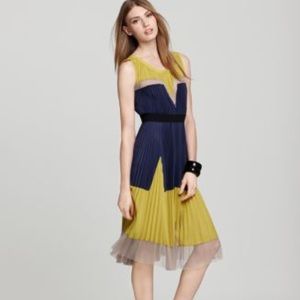 BCBG pleated colorblock maxi dress - sz 8